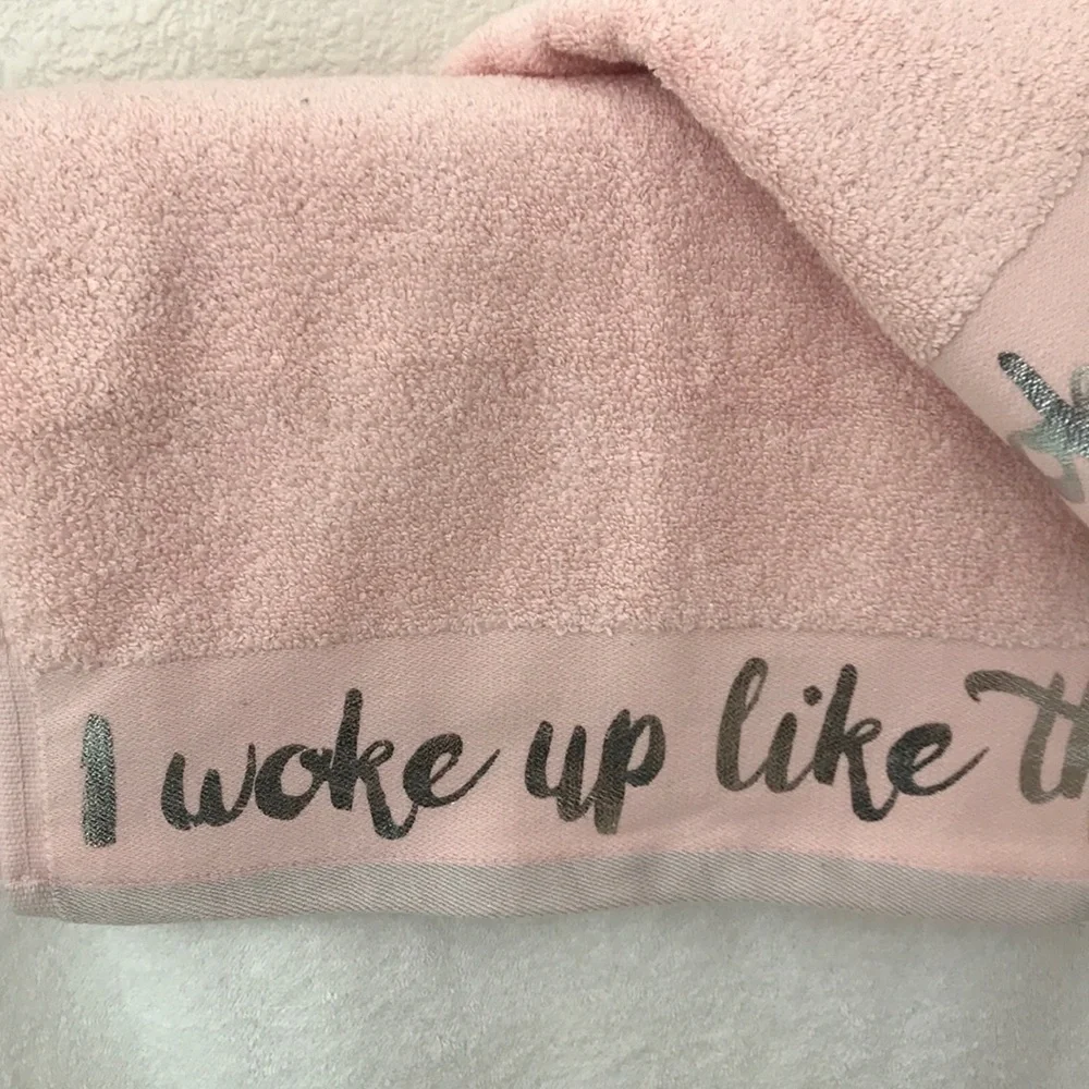 Cosmopolitan pink hand towels set of two